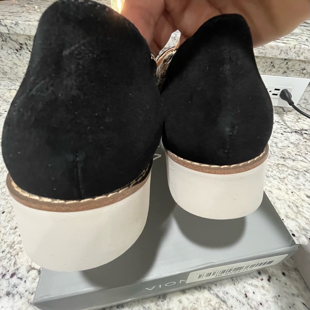 Vionic Kensley black Loafer size 9 M - Picture 3 of 5